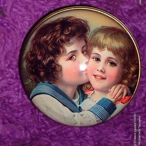 Vintage Bronnley Advertising Soap Tin White Iris Picturing Two Children